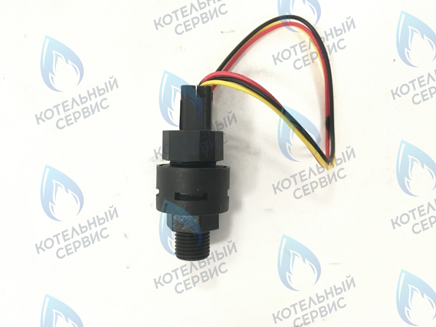 30290 Датчик давления 8924-06.052 в Орске