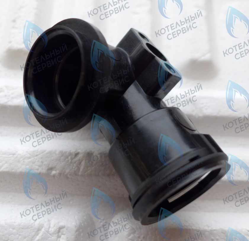 20034886A Патрубок обратки теплообменника угловой Navien Heatluxe (NGB210) в Орске