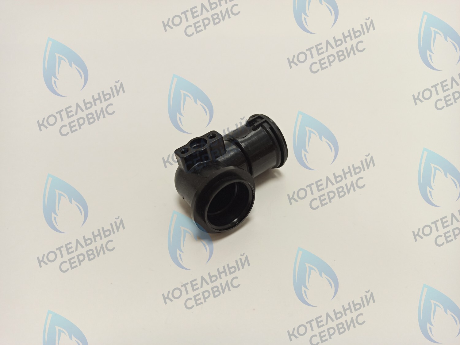 20034886A Патрубок обратки теплообменника угловой Navien Heatluxe (NGB210) в Орске