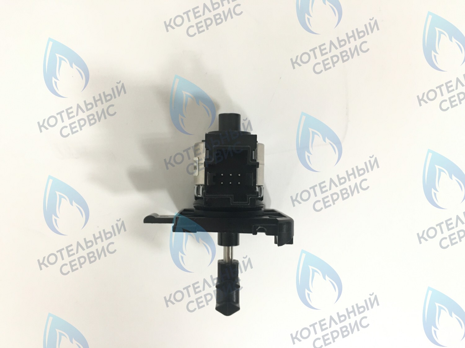 GM010 Мотор BOSCH, BUDERUS (87160113600, 87186828390, 19928669), VIESSMANN (7822764) в Орске