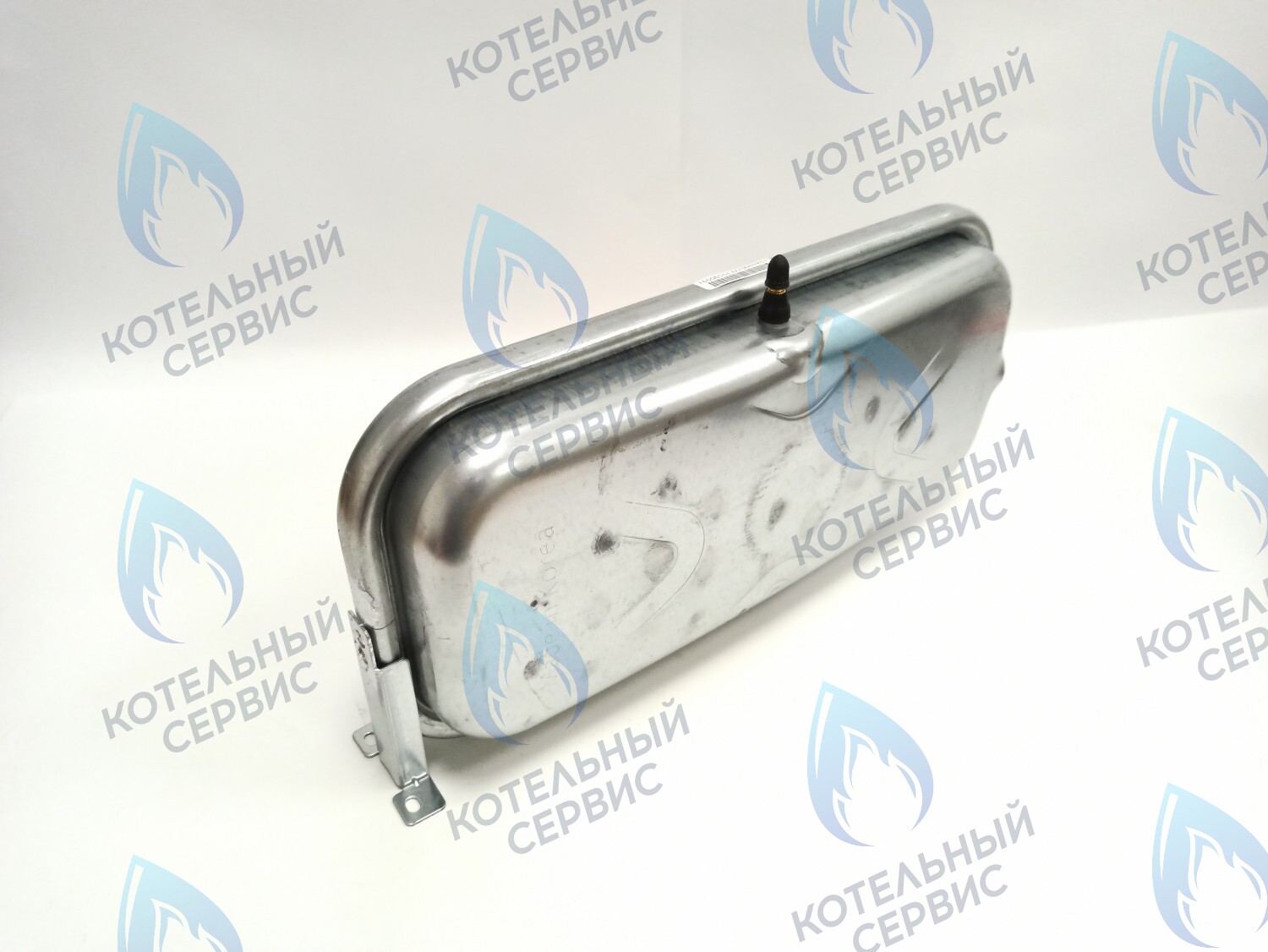 30003945F Бак расширительный NAVIEN Deluxe 13-24K, Deluxe Coaxial 13-24K, Deluxe Plus 13-24k, Deluxe Plus Coaxial 13-4K, Smart Tok Coaxial 13-24K, Prime Coaxial 13-24K, Ace 13-24K, Ace Coaxial 13-24K, Atmo 13-24A в Орске