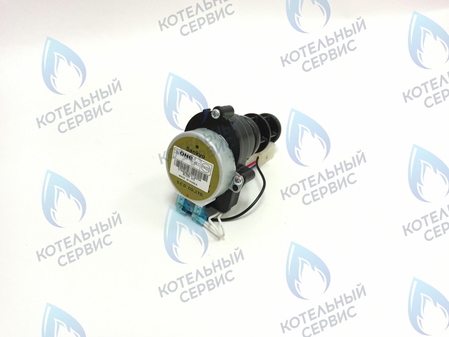 30013136A Трехходовой клапан Navien Deluxe C/E 13-40k в Орске