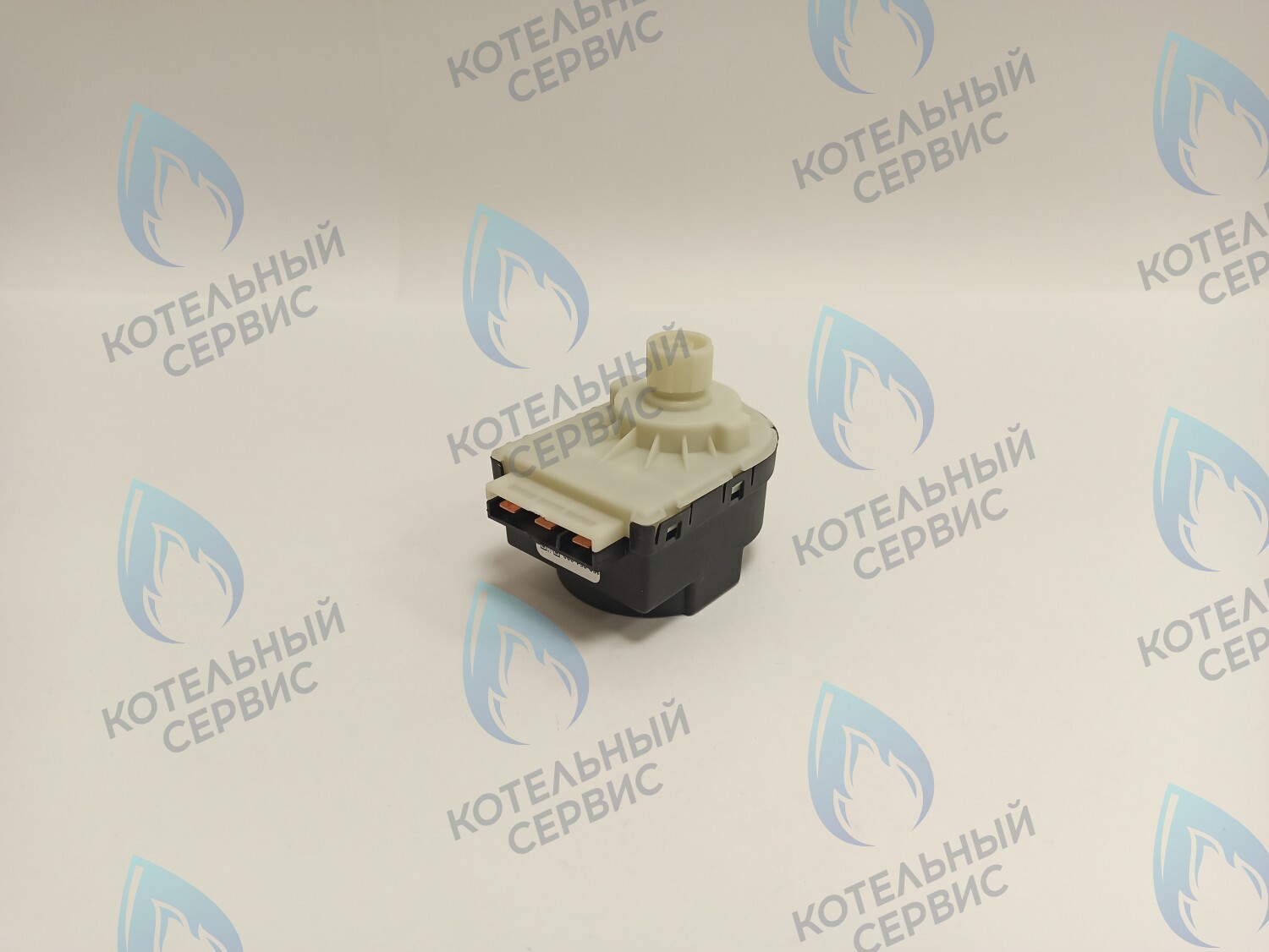 GM002-04 Сервопривод Duca KSP-246(мотор) трехходового клапана DUCA Ariston (61302483-01) 10mm – 220/240V (Duca) BAXI (5647340, 5694580, 5694581, 200025379, YYY56945811P, YYY005694581), CHAFFOTEAUX (61302483-01) в Орске
