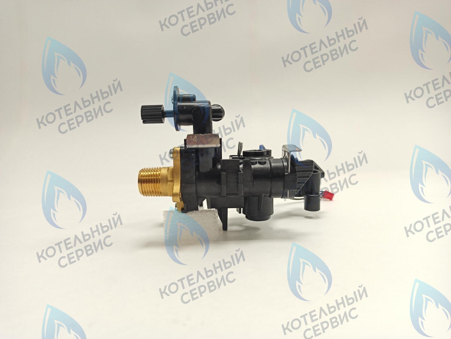 30023508A Гидроузел ГВС с датчиком протока, датчиком температуры и краном подпитки DELUXE E/C 35-40k NAVIEN в Орске