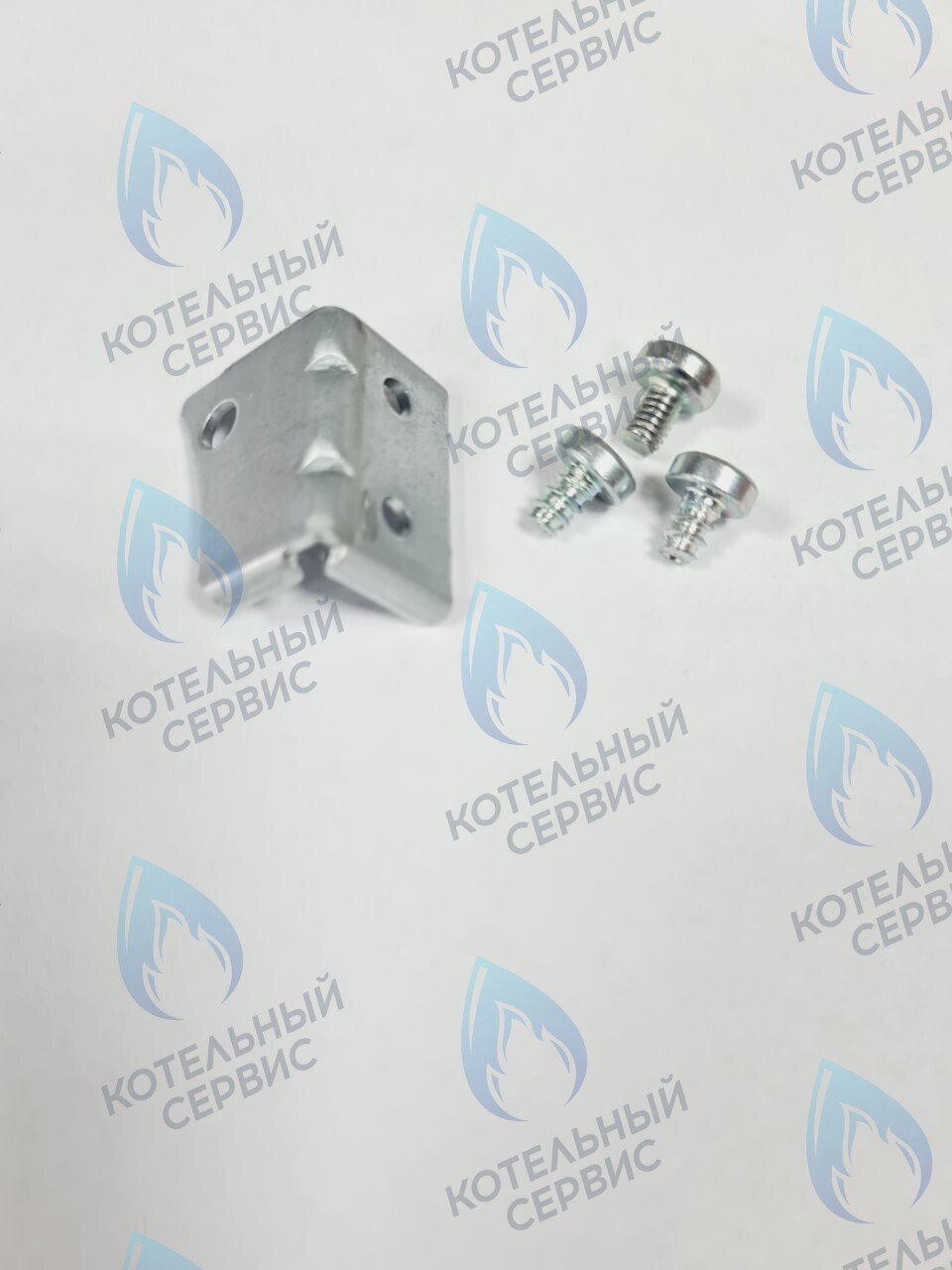 30033137A Металлический крепежный кронштейн  для замены нового насоса Шинху на существующий Фиксирующая скоба (1EA), болт (M4, 1EA), винт (4×6, 2EA) для Deluxe S/ONE, NCB 700 (необходим при замене 30033192A на 30020779B) в Орске