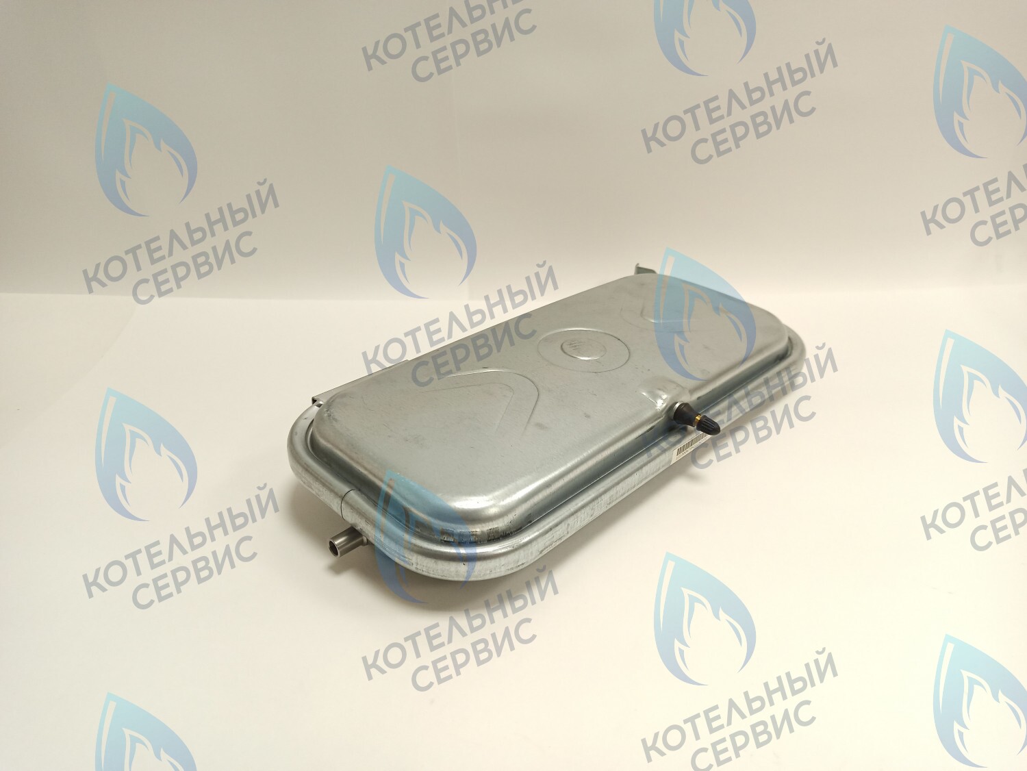 30020196B Бак расширительный Navien Deluxe S/C/E/ONE (30020196A, 30015691A) 6 литров в Орске