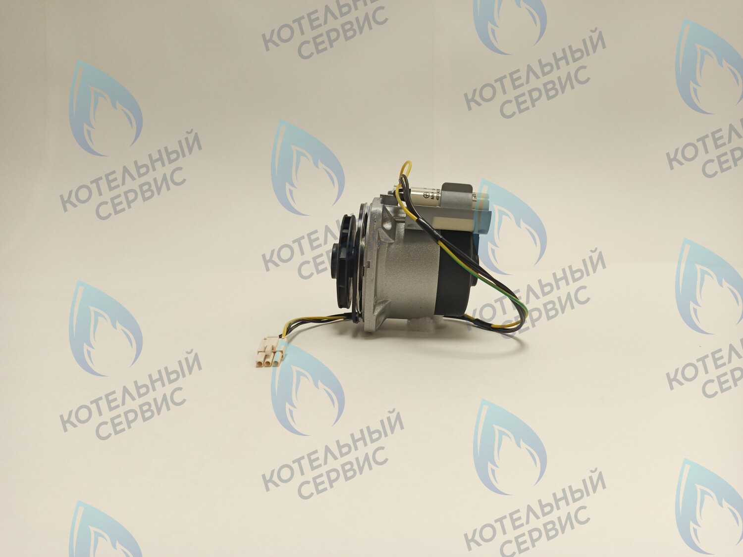 PH-W21CW50-WA82-Комп Двигатель насоса (черный пластик) (без улитки, с терминалом) (12/5, 15/5) аналог WILO 82w INTMSL15/5 HE-1 (21мм по часовой) в Орске