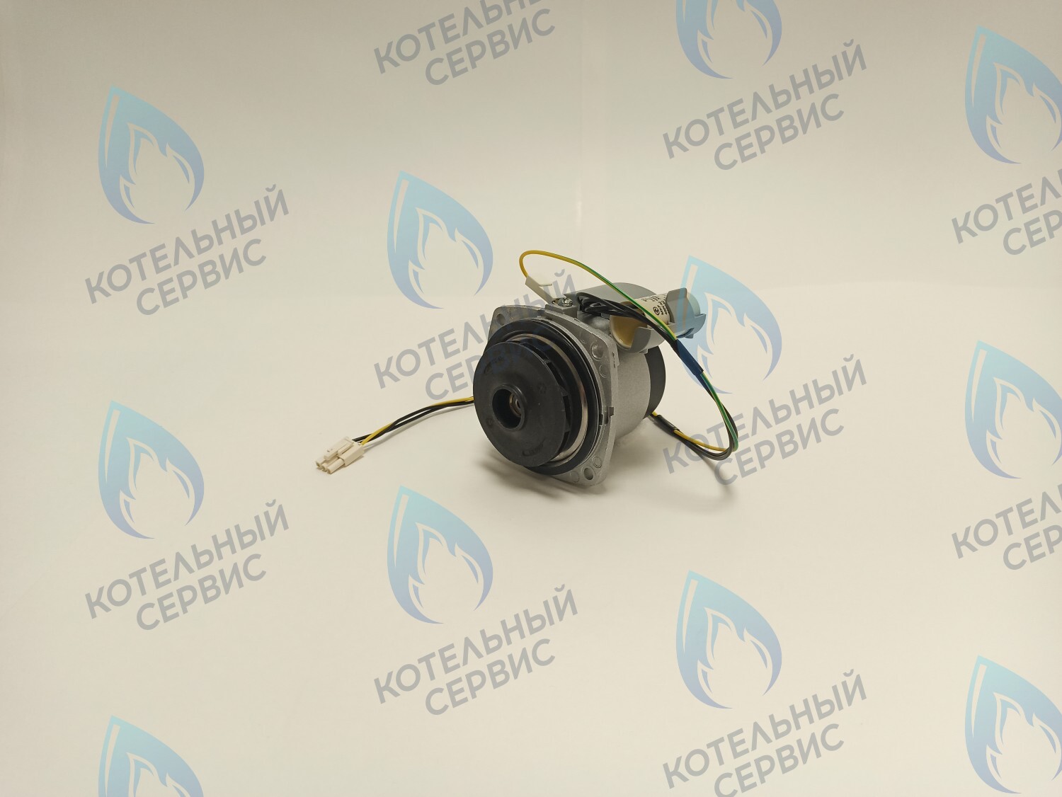 PH-W21CW50-WA82-Комп Двигатель насоса (черный пластик) (без улитки, с терминалом) (12/5, 15/5) аналог WILO 82w INTMSL15/5 HE-1 (21мм по часовой) в Орске