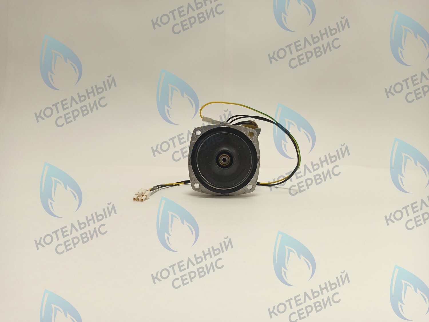 PH-W21CW50-WA82-Комп Двигатель насоса (черный пластик) (без улитки, с терминалом) (12/5, 15/5) аналог WILO 82w INTMSL15/5 HE-1 (21мм по часовой) в Орске