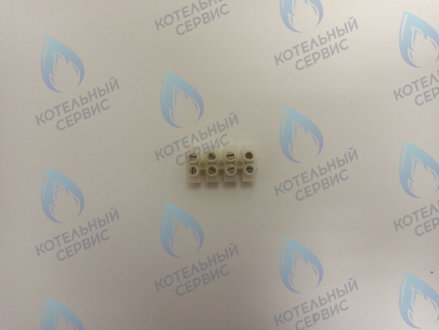 NCE 1101 4-элементная пластмассовая рядовая скобка ELECTROLUX в Орске