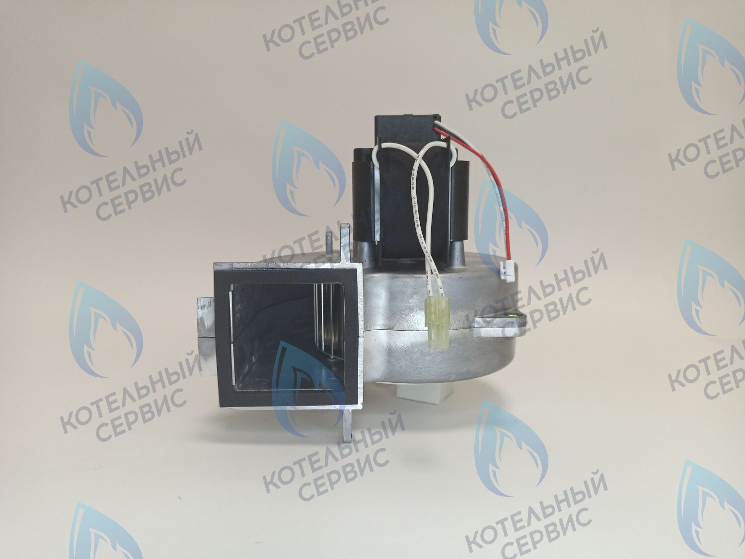 30021105A Вентилятор NAVIEN Deluxe S/C/ONE 13-24k в Орске