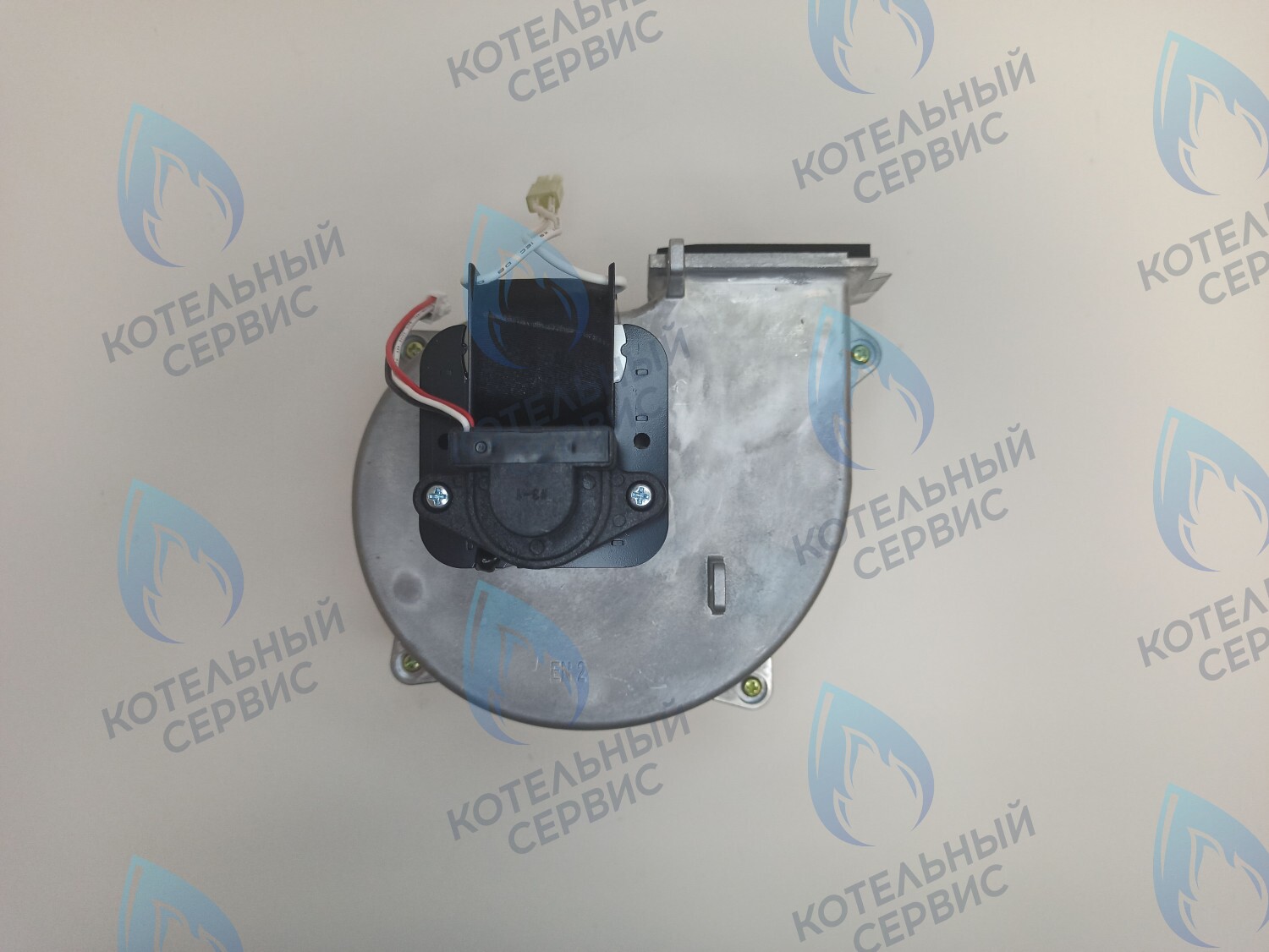 30021105A Вентилятор NAVIEN Deluxe S/C/ONE 13-24k в Орске