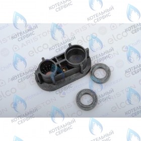 Крышка с присоединительными патрубками ARISTON