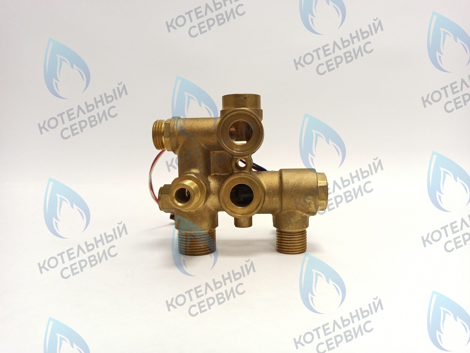 CB11030055 Блок гидравлический выходной 32кВт ELECTROLUX в Орске