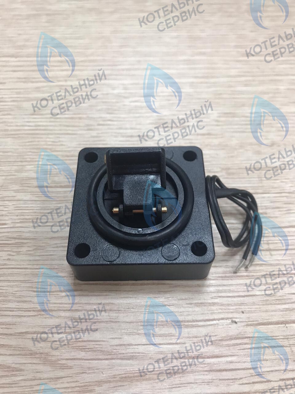 FS009 Датчик протока ARISTON UNO (995948) VIESSMAN (7822762) в Орске