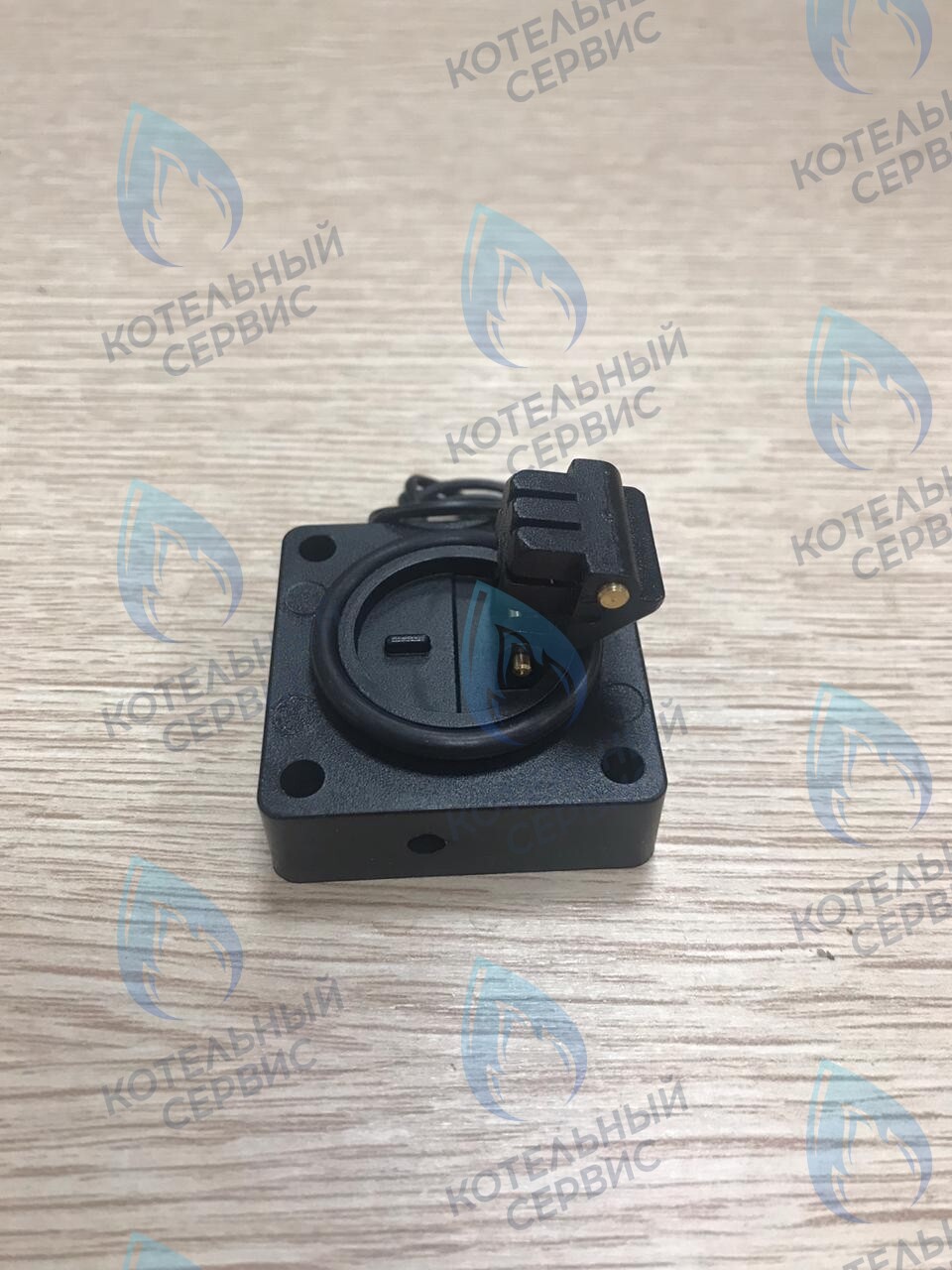 FS009 Датчик протока ARISTON UNO (995948) VIESSMAN (7822762) в Орске