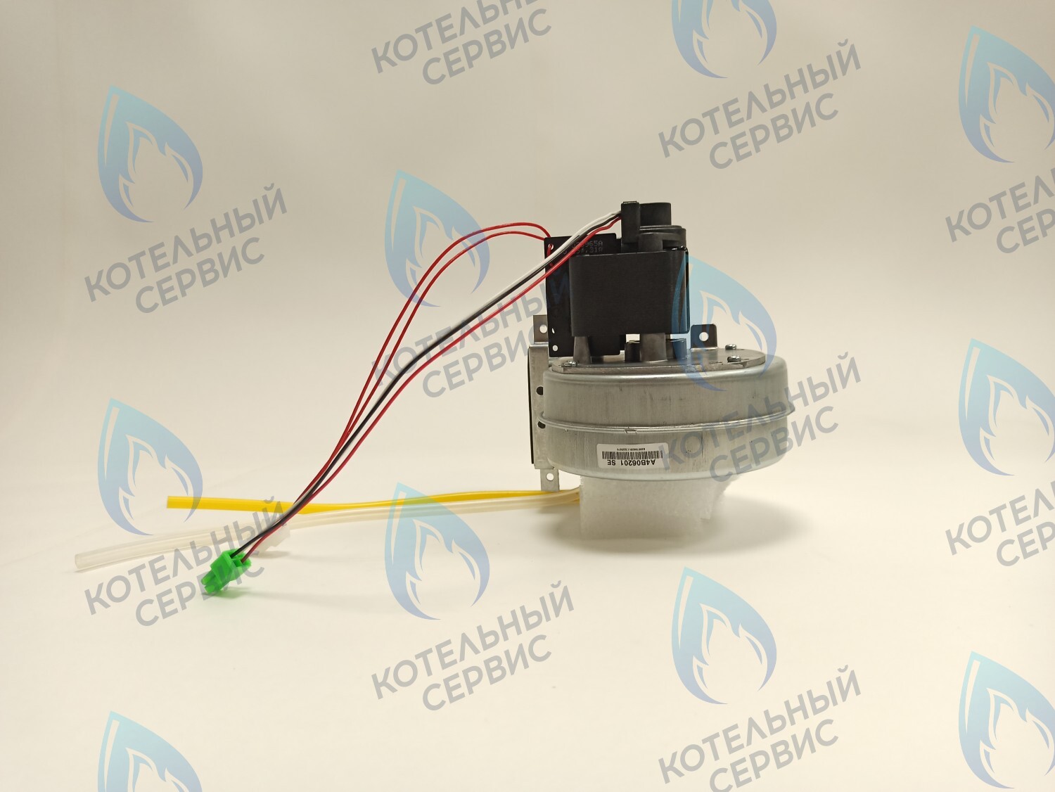 30005567A Вентилятор Navien Ace 13-24K (PAFA4B06201_001) в Орске